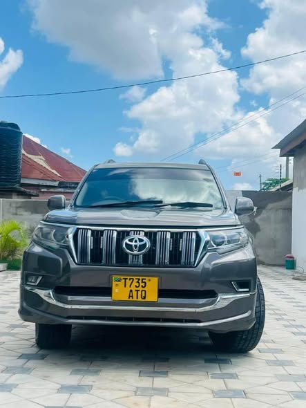 A picture of Toyota Prado