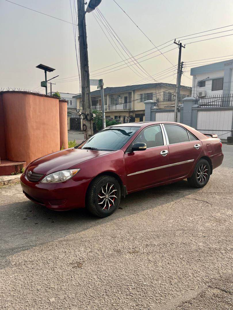 A picture of 2005 Toyota Camry