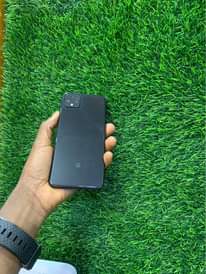 A picture of GOGGLE PIXEL 4XL GB 128 RAM 6