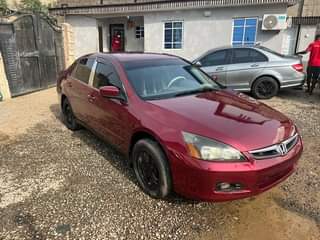 A picture of 07 Honda Accord