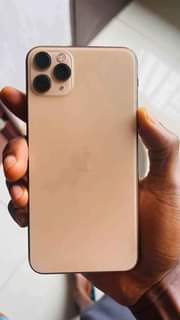 A picture of Iphone 11 pro max