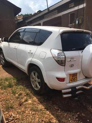 A picture of Toyota RAV4 26m