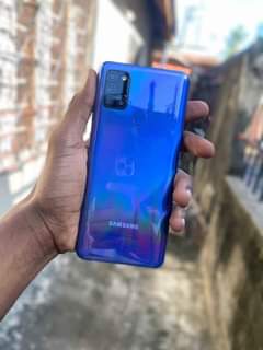 A picture of SAMSUNG A21 s