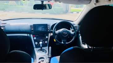 A picture of Subaru Legacy b4