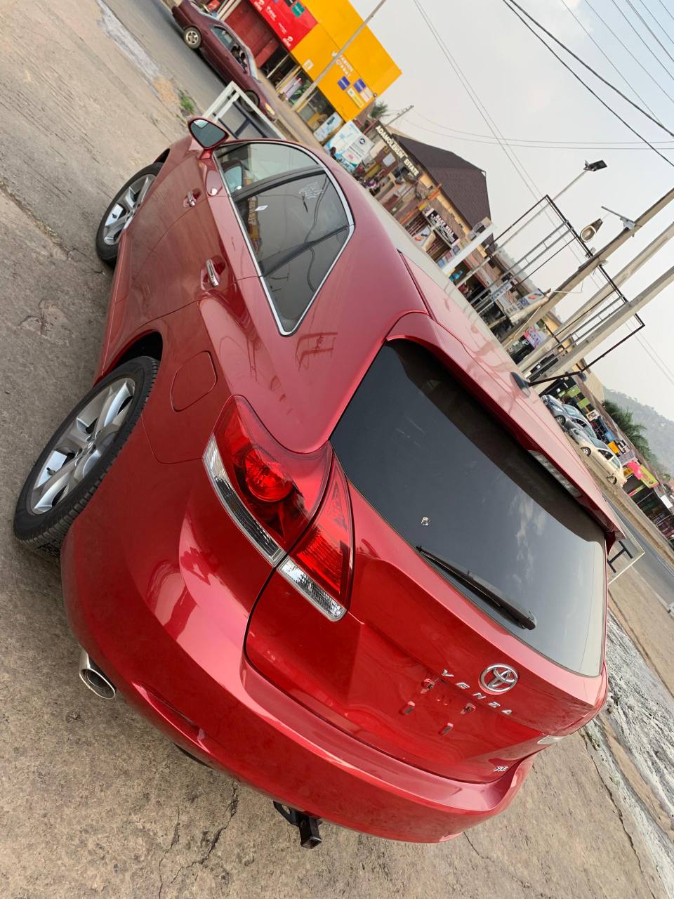 A picture of Toyota Venza 2015 model