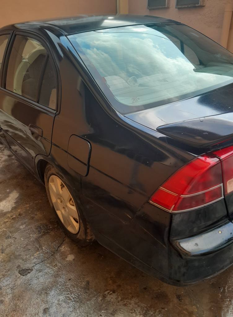 A picture of Honda Civic 2002 Automatic
