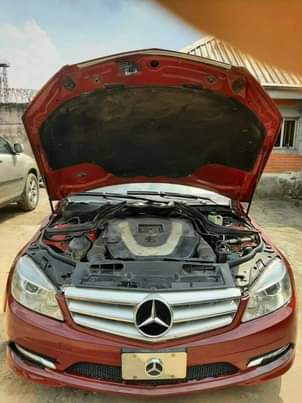 A picture of 2010 Mercedes Benz 4matic c300