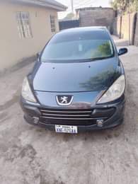 A picture of Peugeot 307 manual Transmission 4 sale Neatly flashed on first