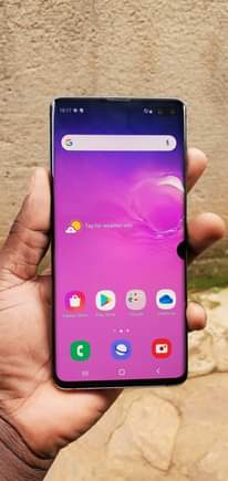 A picture of Samsung galaxy s10 480k 