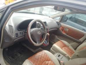 A picture of 2002 Lexus RX 300 FIRST BODY Belgium standard Silent Engine