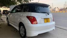 A picture of Toyota iST