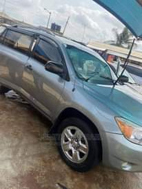 A picture of TOYOTA RAV4 07 08