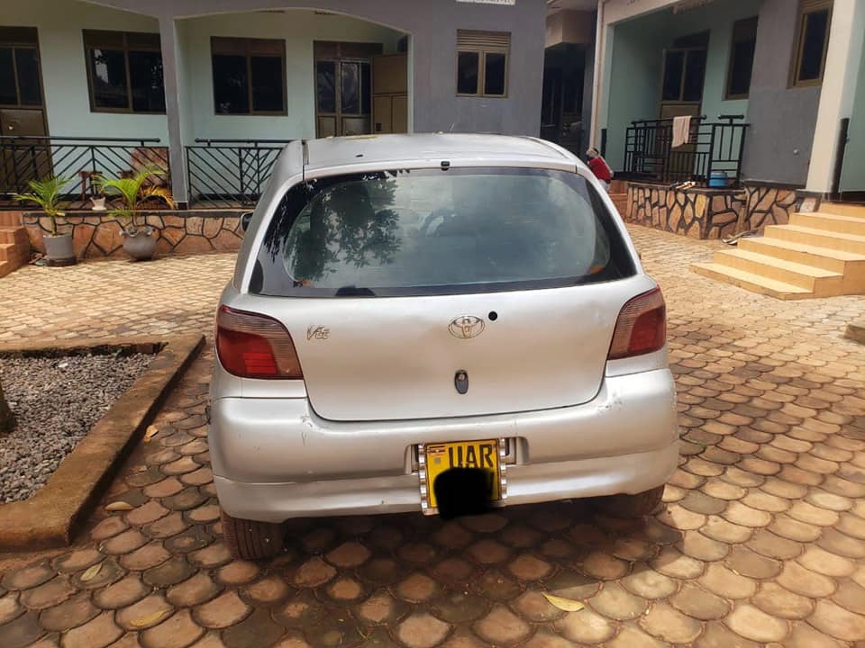 A picture of VITZ 7 5 CALL 0701488581 WHAT S APP 0776417404