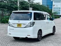A picture of TOYOTA VELLFIRE ON SALE