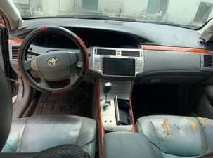 A picture of Awoof Toyota Avalon 2006 XLE Limited