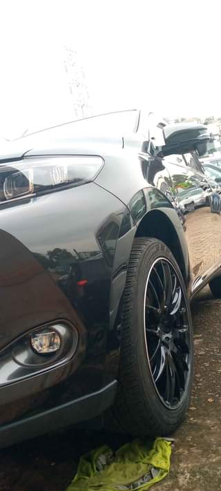 A picture of 2014 Toyota Harrier hybrid