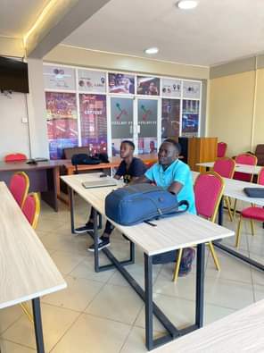 A picture of Free weekly weekend forex trading seminars at FxVolatus trading Hub