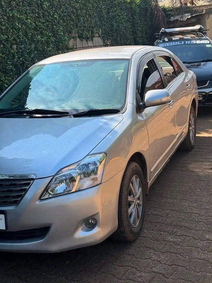 toyota premio