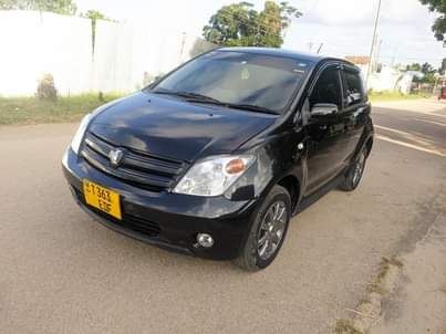 A picture of Toyota Ist On Sale