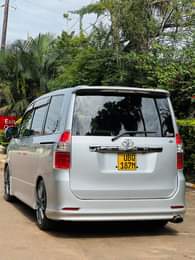 A picture of Toyota Noah UBQ 2009 model petrol engine on sale at