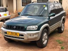 A picture of Toyota rav 4 inauzwa