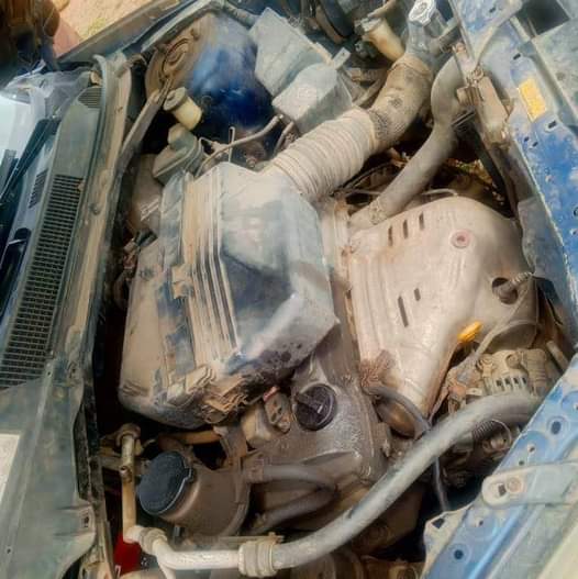 A picture of Toyota Rv4 year 2005 first body