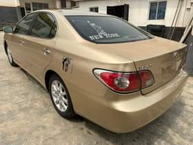 A picture of A year used lexus es 330 2004 model Buy n