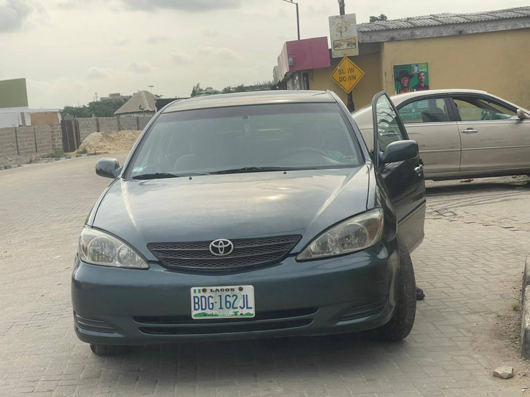 A picture of Excellently neat 2004 Toyota Camry