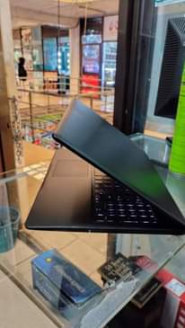 A picture of Dell i3 8th Generation with 4gb and 500gb hdd. Touch
