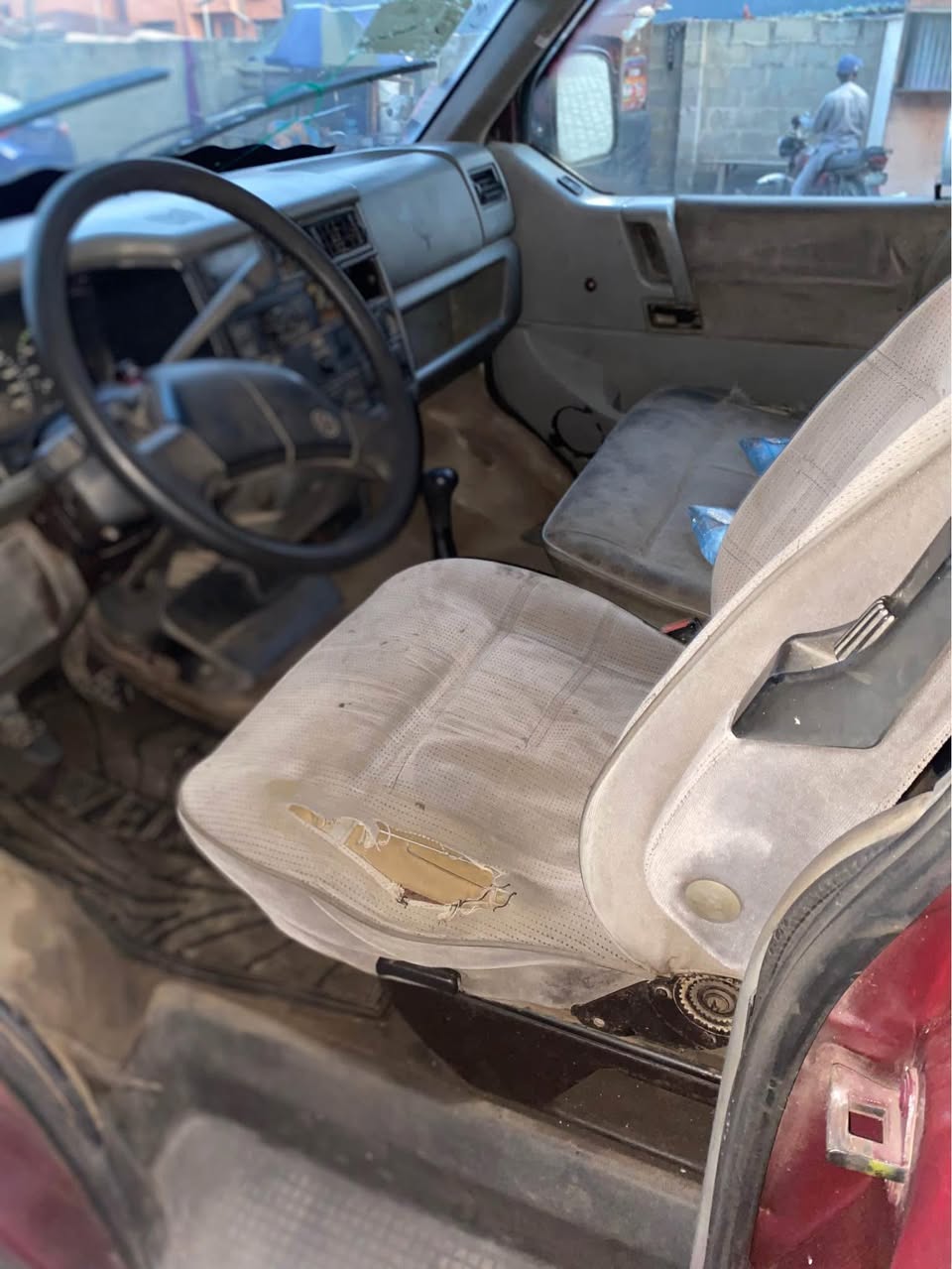 A picture of Volkswagen Transporter