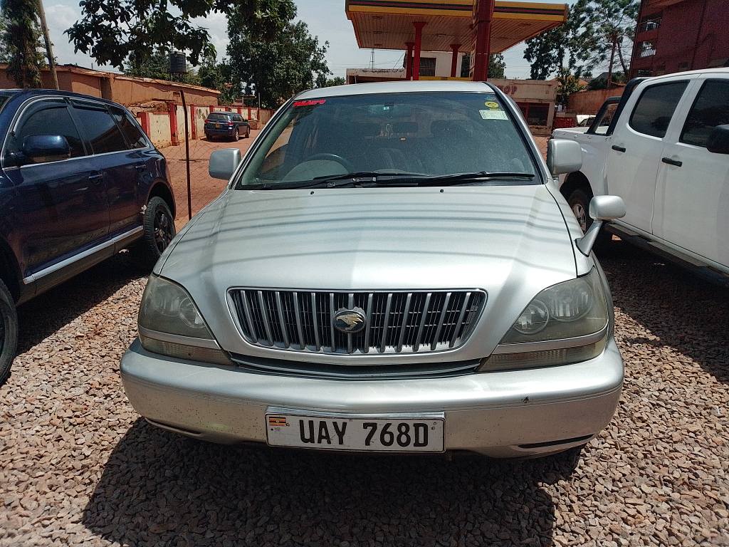 A picture of Harrier 2 2 cc 16 millions negotiable TELL 0786 92