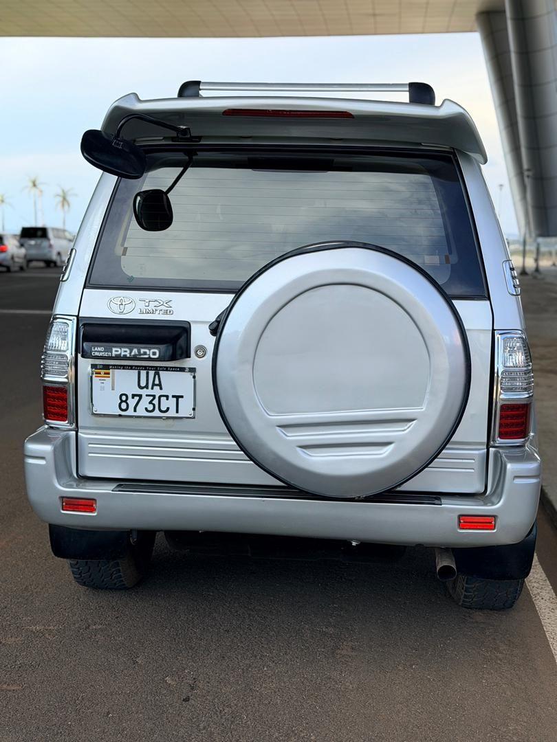 A picture of TX Land Cruiser Petrol 2 7cc at 38m boss