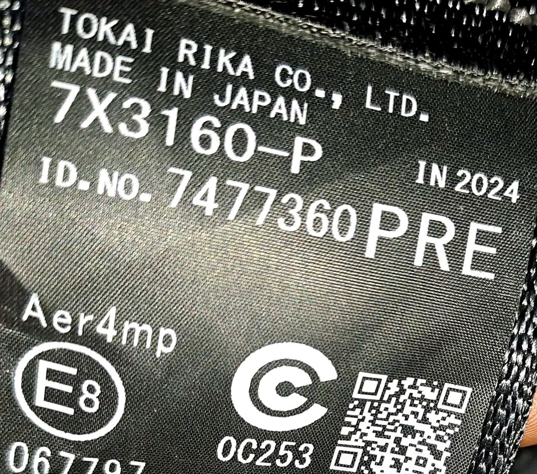 A picture of TOYOTA LAND CRUISER Model 2024 2800 Cc Diesel Engine Has