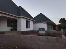 A picture of 0622150081 0656242352