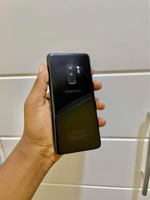 A picture of Samsung S9 Plus