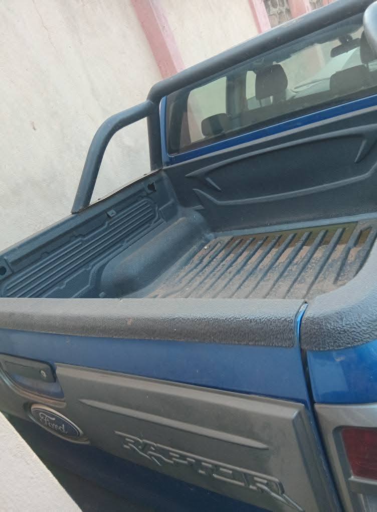 A picture of Raptor diesel Manual
