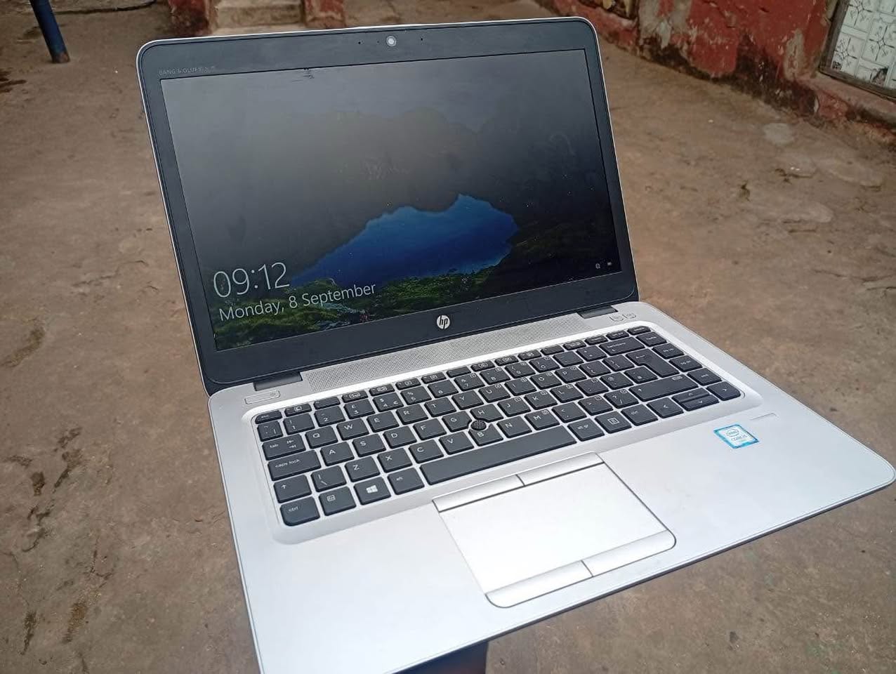 A picture of HP laptop core i5 with fingerprint and 750gb 8gbRam HD