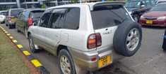 A picture of TOYOTA RAV4 2 AIRBAGS FULL AC PRICE 11.5ML CALL 0712747229