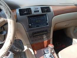A picture of registered make lexus model es330 year 2006 condition ac chilling
