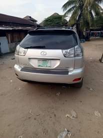A picture of LEXUS RX330 V6 FIRST USER FIRST BODY