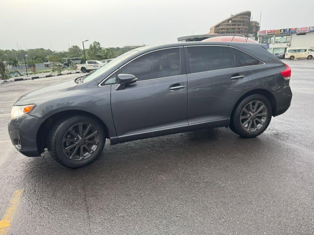 A picture of Toyota Venza
