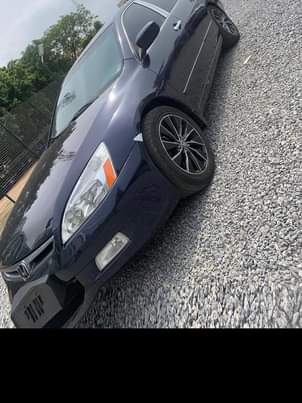 A picture of Honda Accord DC 2006 model 07038289460