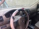 A picture of Nissan Pathfinder 07