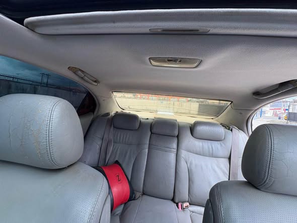 A picture of 2006 Es330