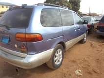 A picture of TOYOTA SIENNA FIRSTBODY Perfectly Working Engine and Gear buy and