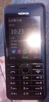 A picture of Nokia 301 line original
