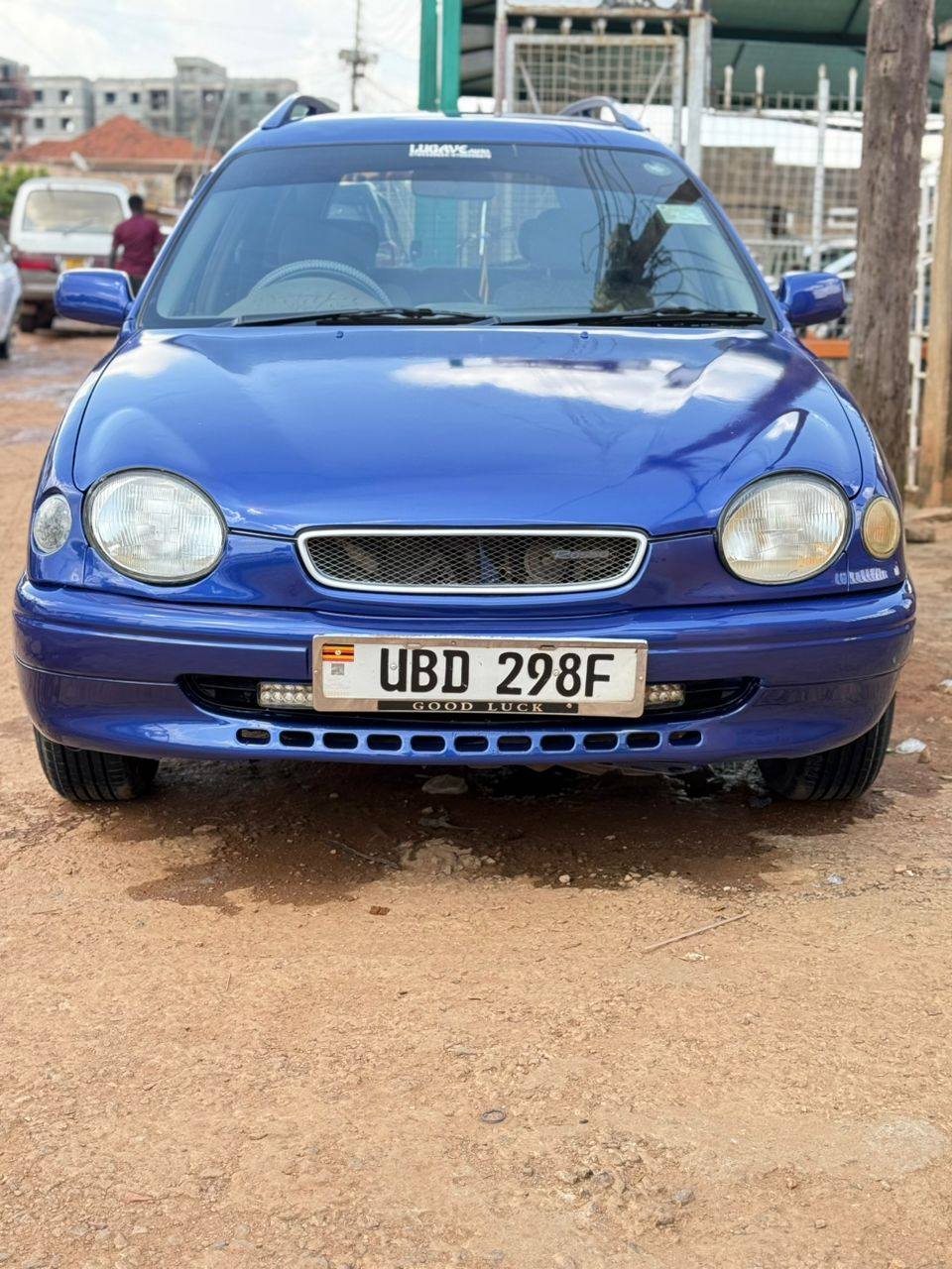 A picture of Toyota carib