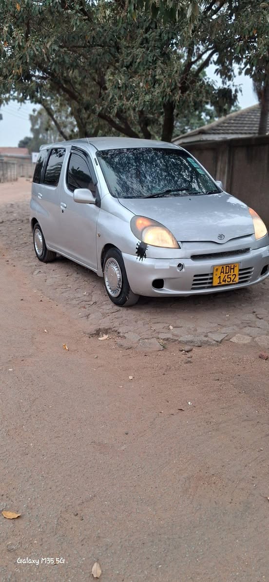 used toyota funcargo