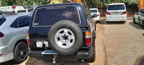 A picture of landcruiser vx