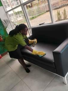 A picture of Proffesional office cleaning Services
